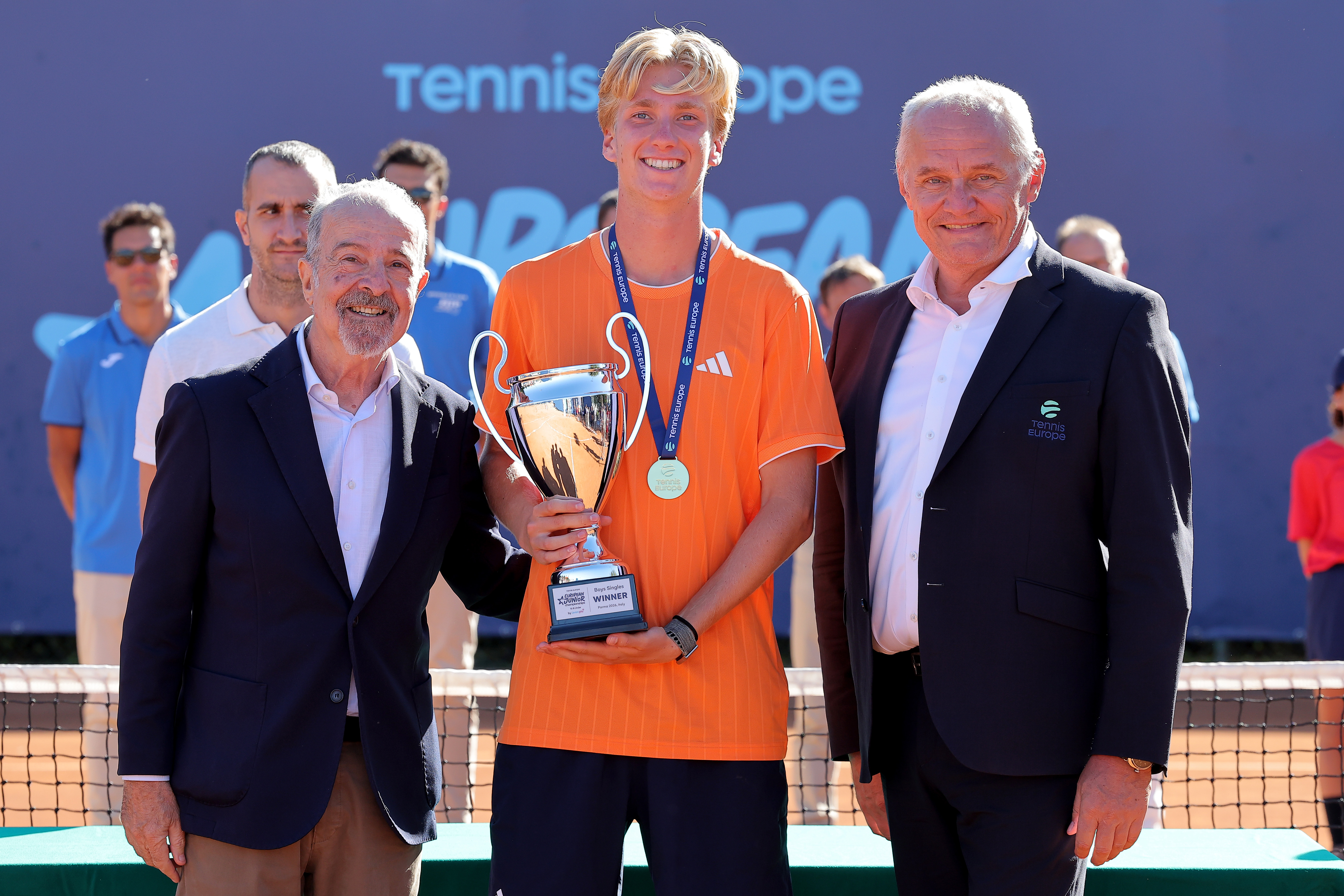 Stan Put met trofee EJK 16 2026