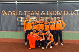 Groepsfoto WK Masters 2025 (3 Nederlandse teams)