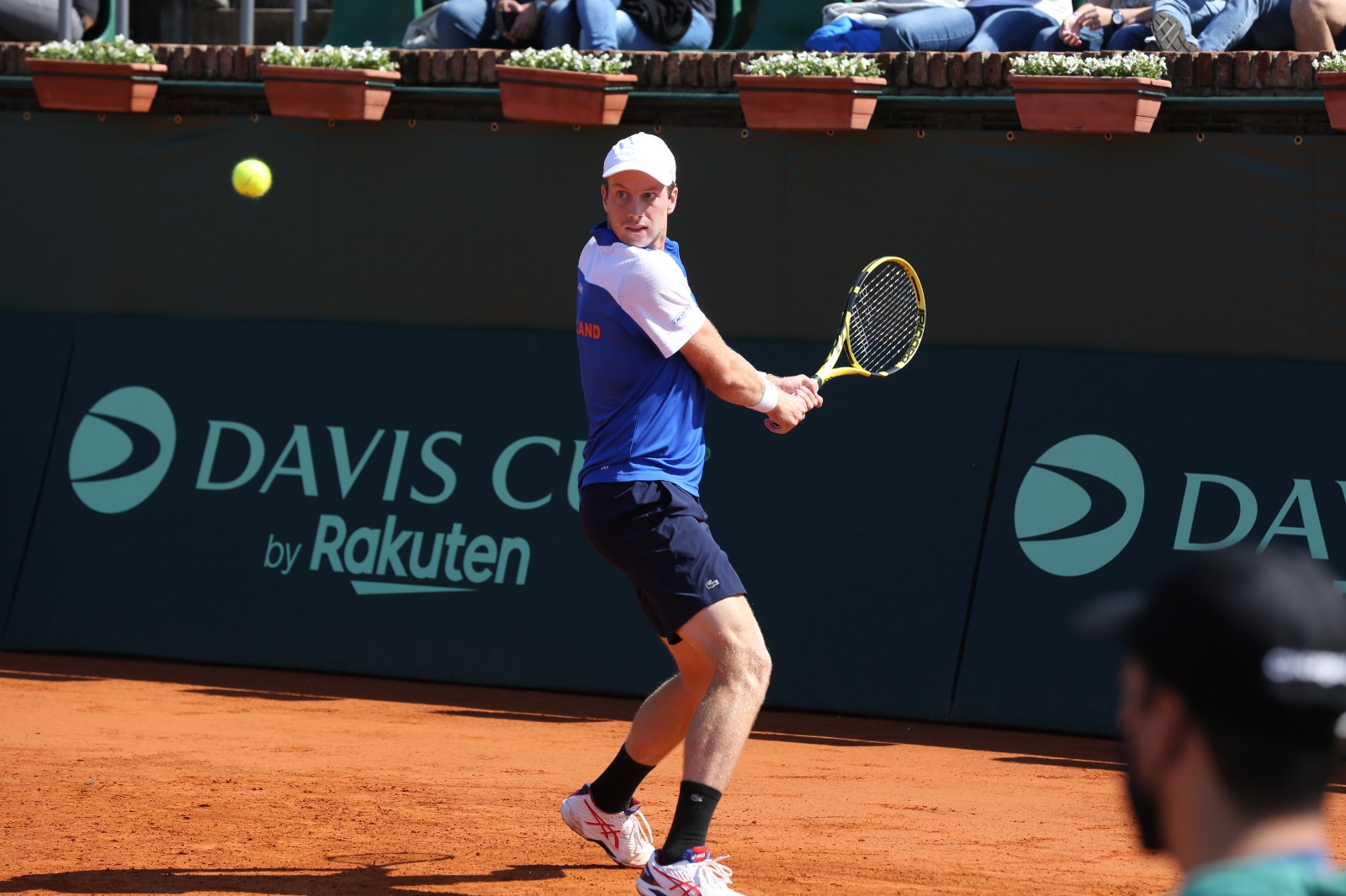 Davis Cup Botic backhand