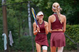 Pippa Fennis en Mila van der Lecq (dubbelspel 14)