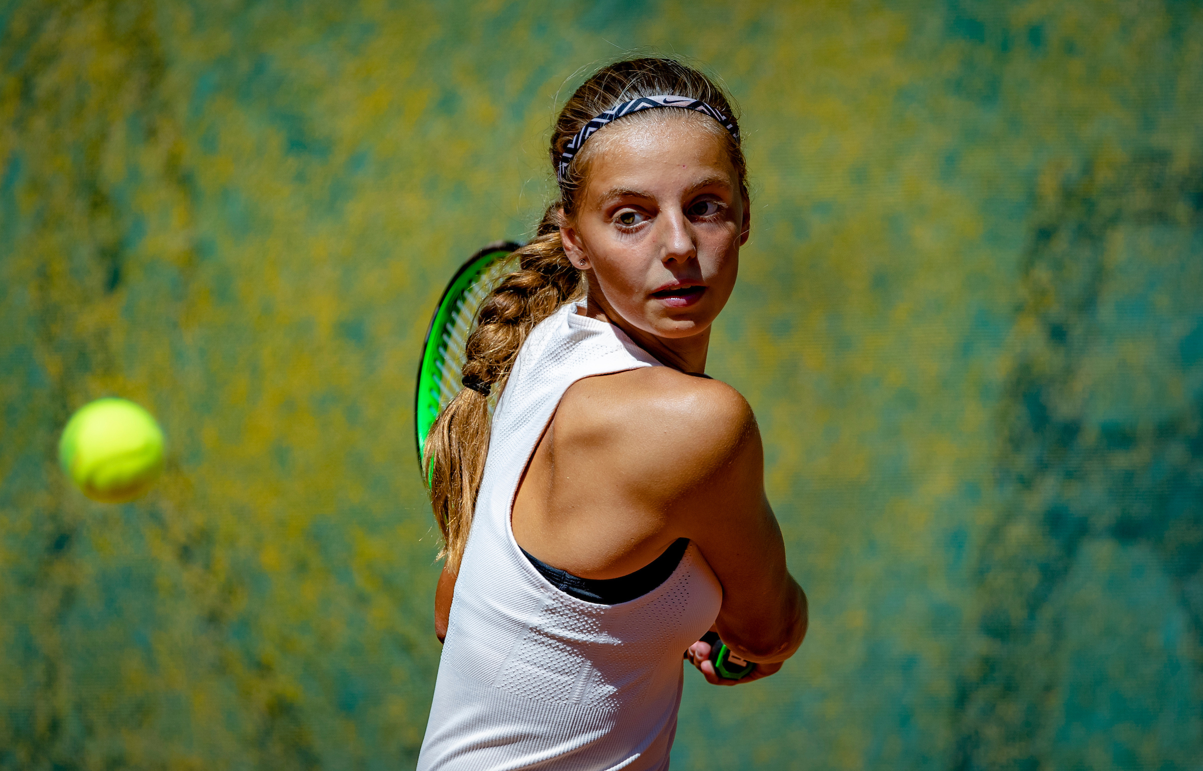 backhand meisje junioren