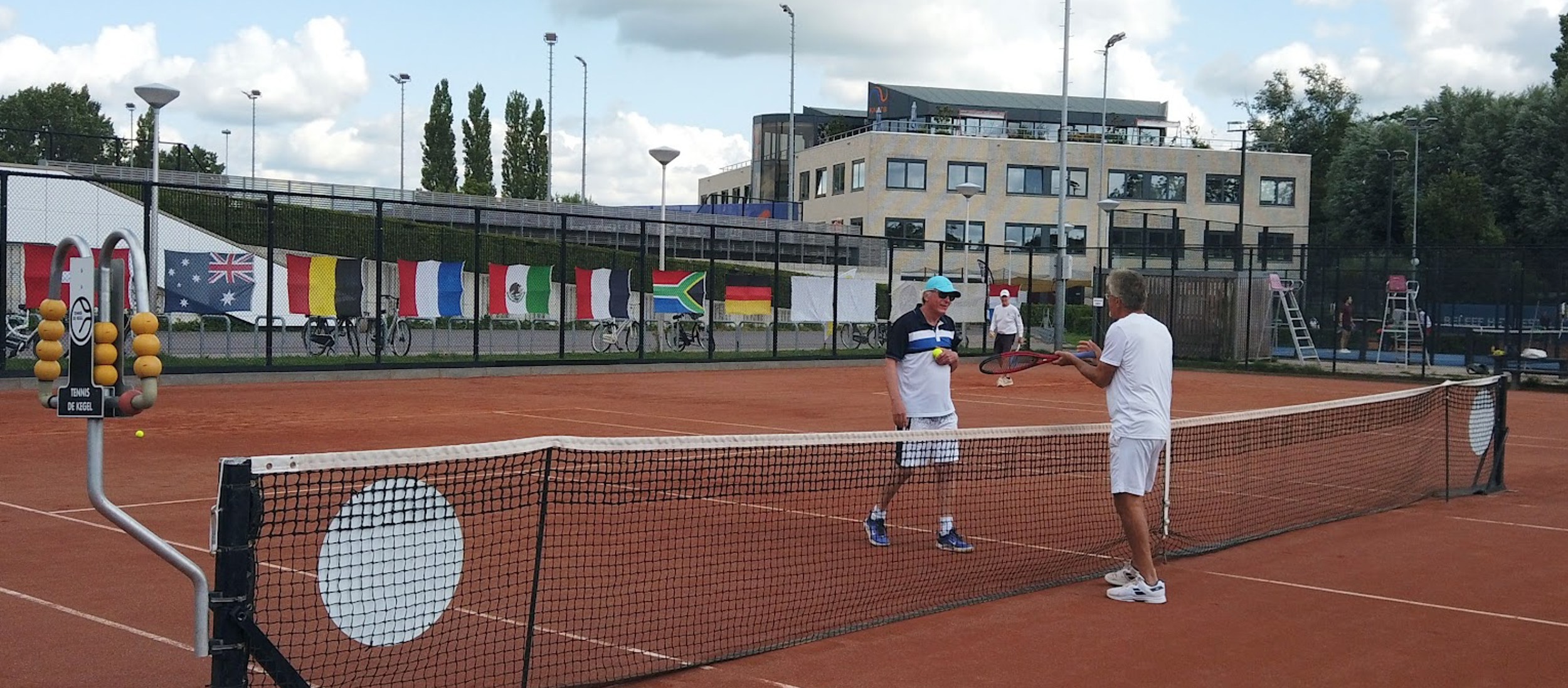MT700 Amstelveen 2023 (spelers aan het net)