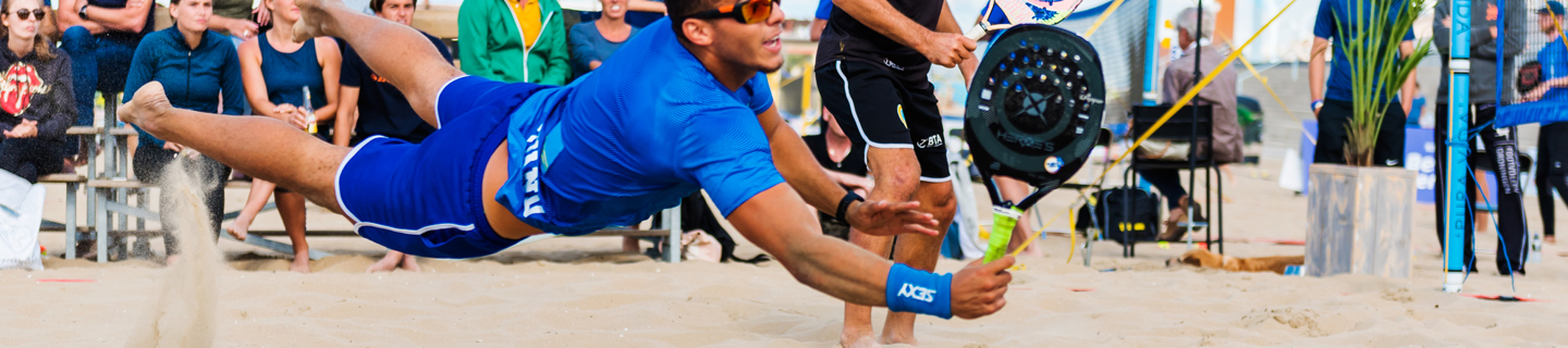 Beachtennis return met publiek